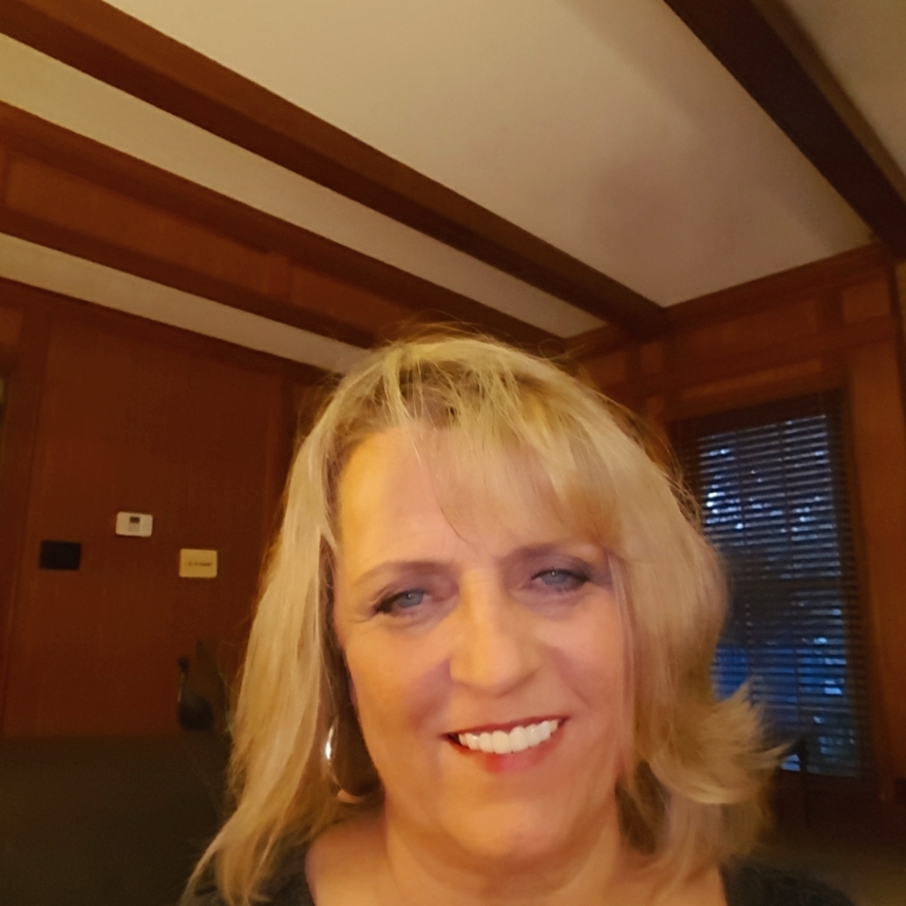 Meet your Posher, Janice